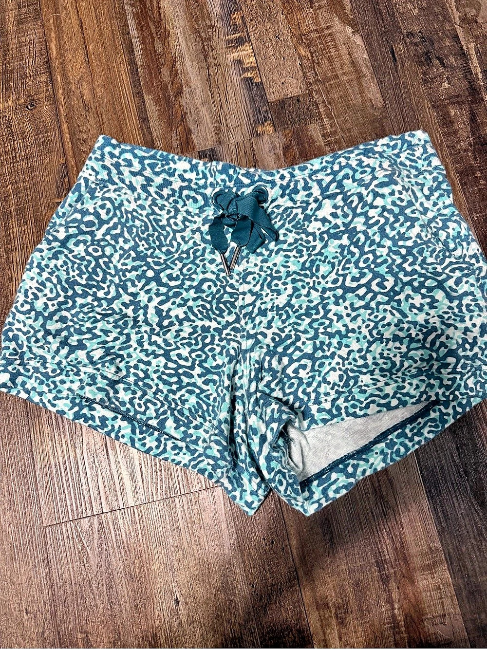 Athleta Women's Printed Athletic Shorts Size Medium Like New